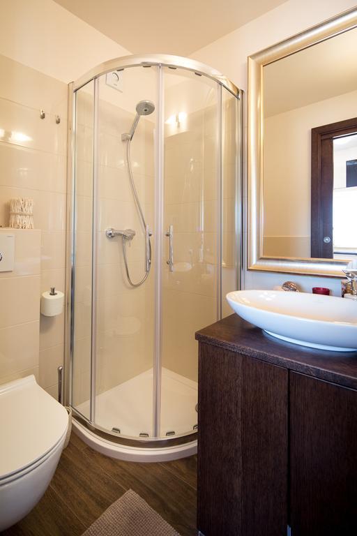 Apartment Shambala Sea View 로비니 외부 사진