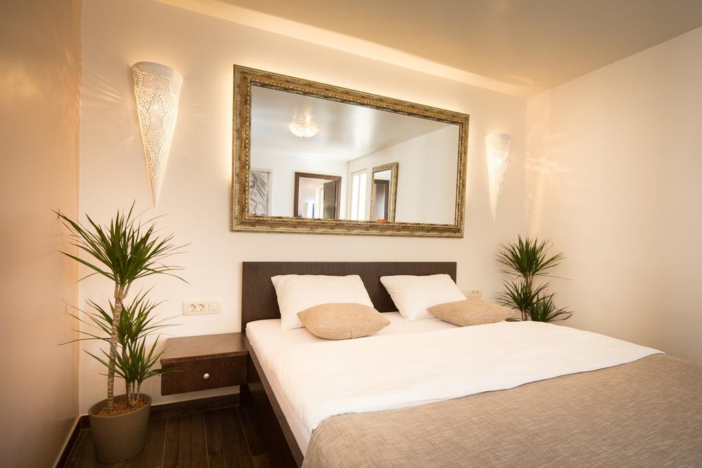 Apartment Shambala Sea View 로비니 외부 사진