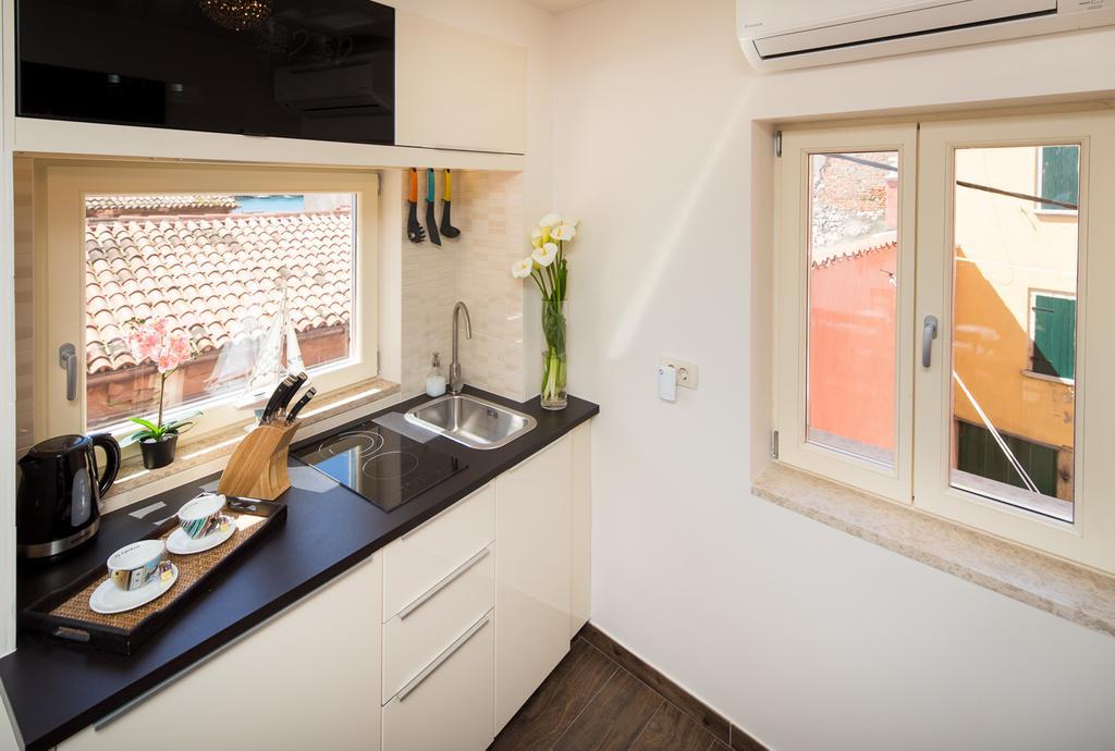 Apartment Shambala Sea View 로비니 외부 사진